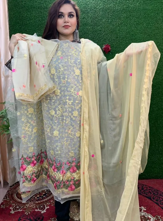 4 piece light yellow muslin suit