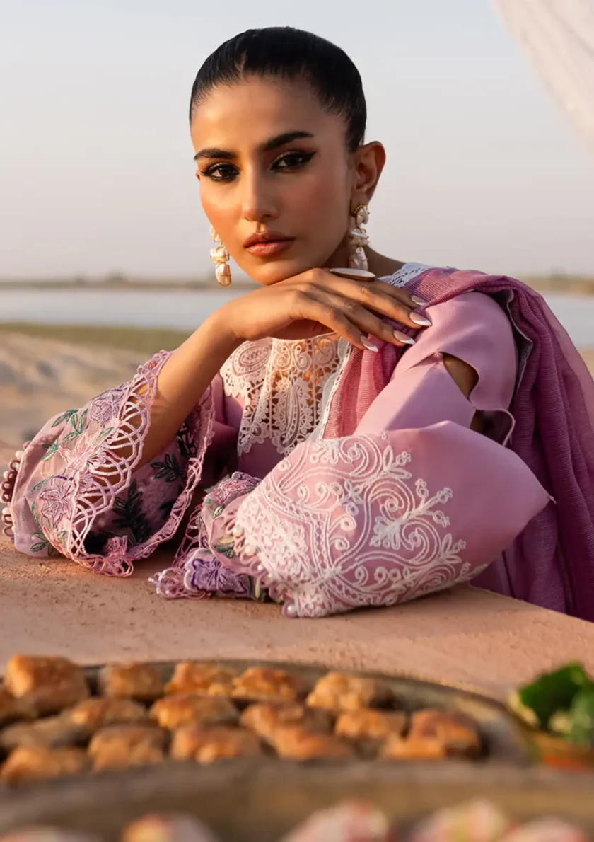 Parishay Janan 3 Piece Luxury Lawn Suit JL08 - Image 4