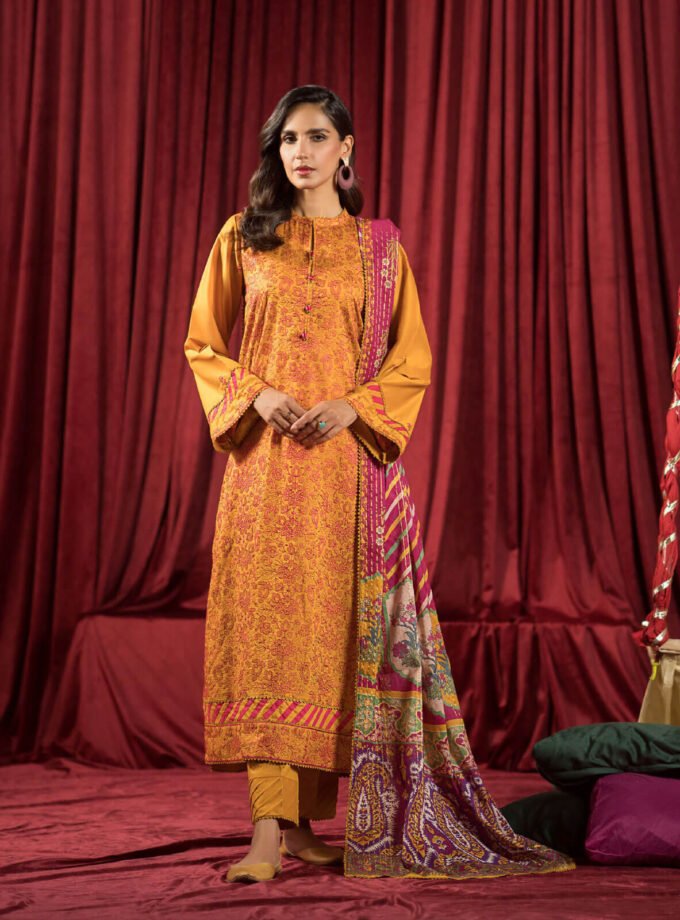 gulljee-ufaaq-mustard-embroidered-luxury-lawn-dress
