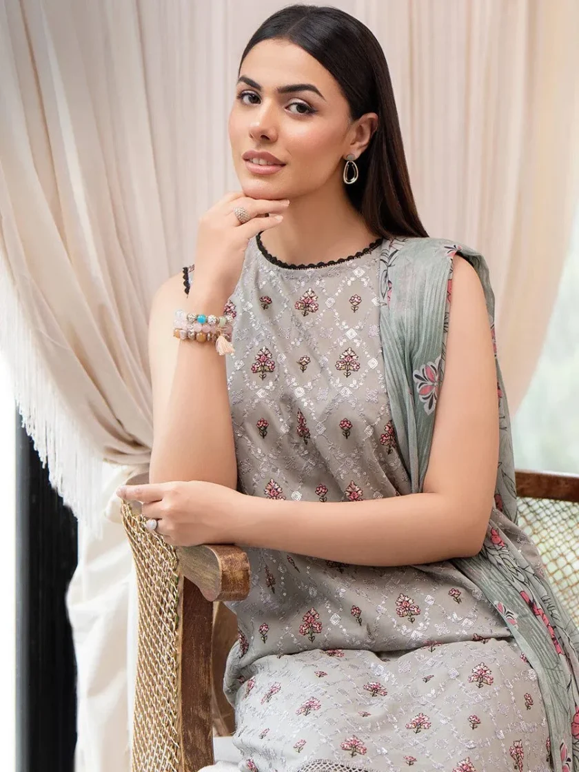 3 Piece Embroidered Lawn Dress GullJee Helen GH07 - Image 2
