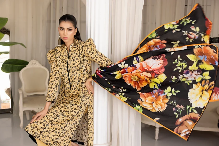 Unstitched 3Pc Printed Lawn Dress By Regalia Salina04 - Image 3