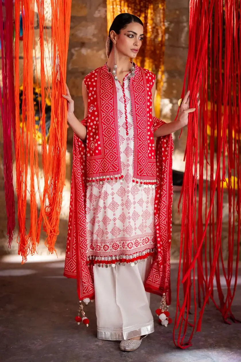 Unstitched 3Pc Printed Lawn Dress by Gul Ahmed CL-42316A