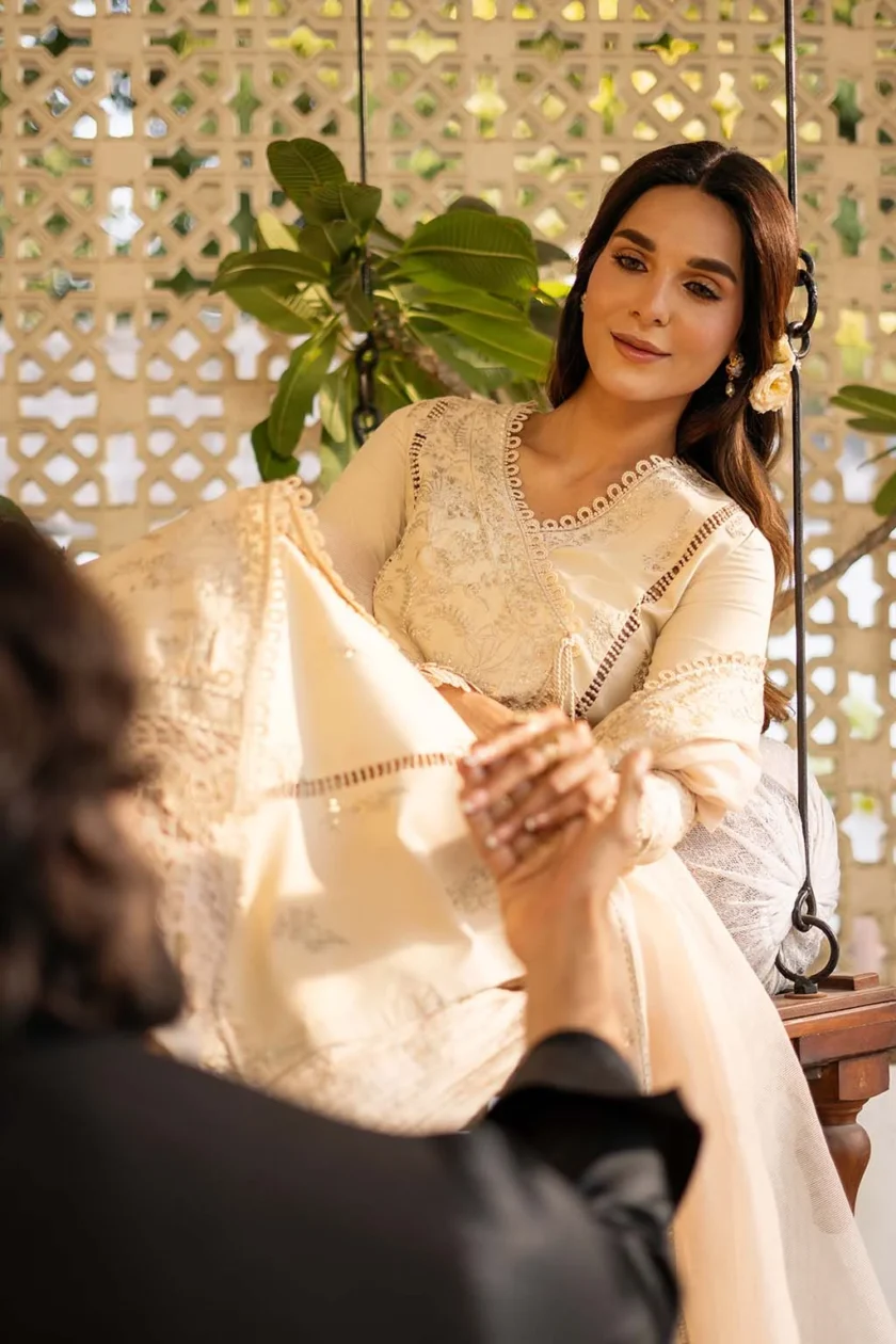 Unstitched 3 Piece Embroidered Luxury Lawn Dress Mehmal Sajni Zarposh - Image 5
