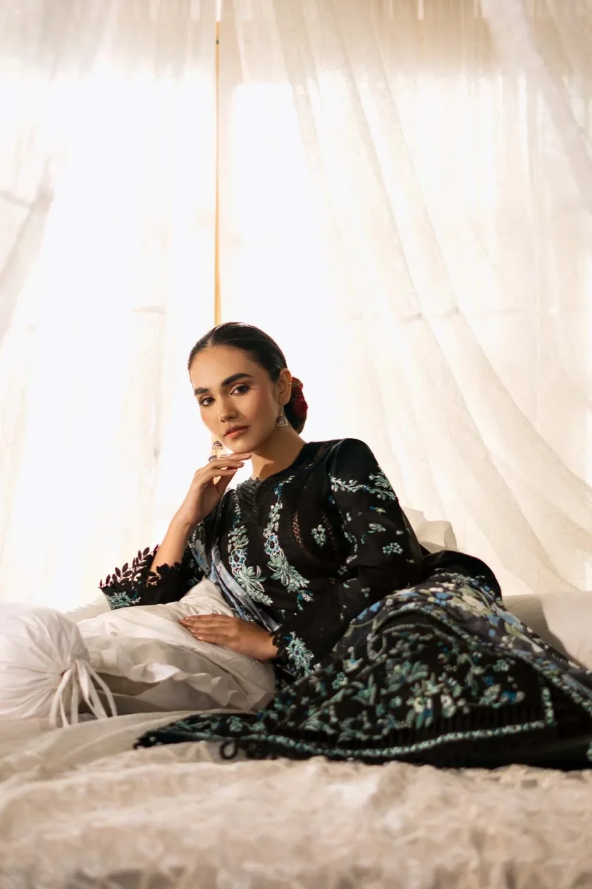 Unstitched 3 Piece Embroidered Luxury Lawn Dress Mahzadi Sajni Zarposh - Image 4