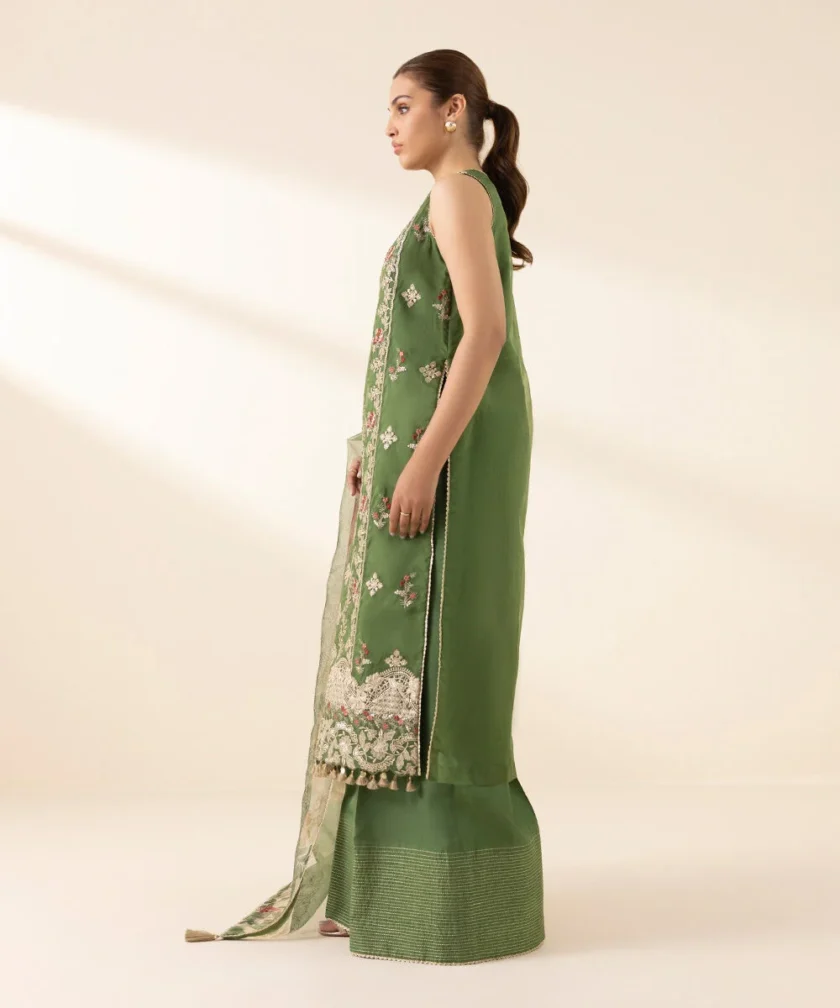 Unstitched 3Pc Embroidered Green Organza Dress by Sapphire - Image 4