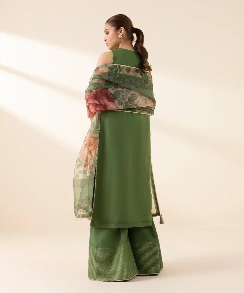 Unstitched 3Pc Embroidered Green Organza Dress by Sapphire - Image 5