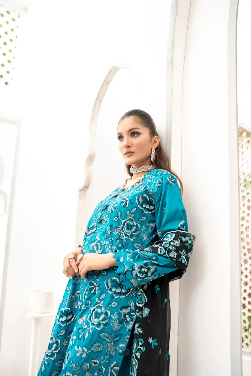 Unstitched 3PC Lawn Dress Aabroo-e-Sham by Zainab Fazlani - Image 5
