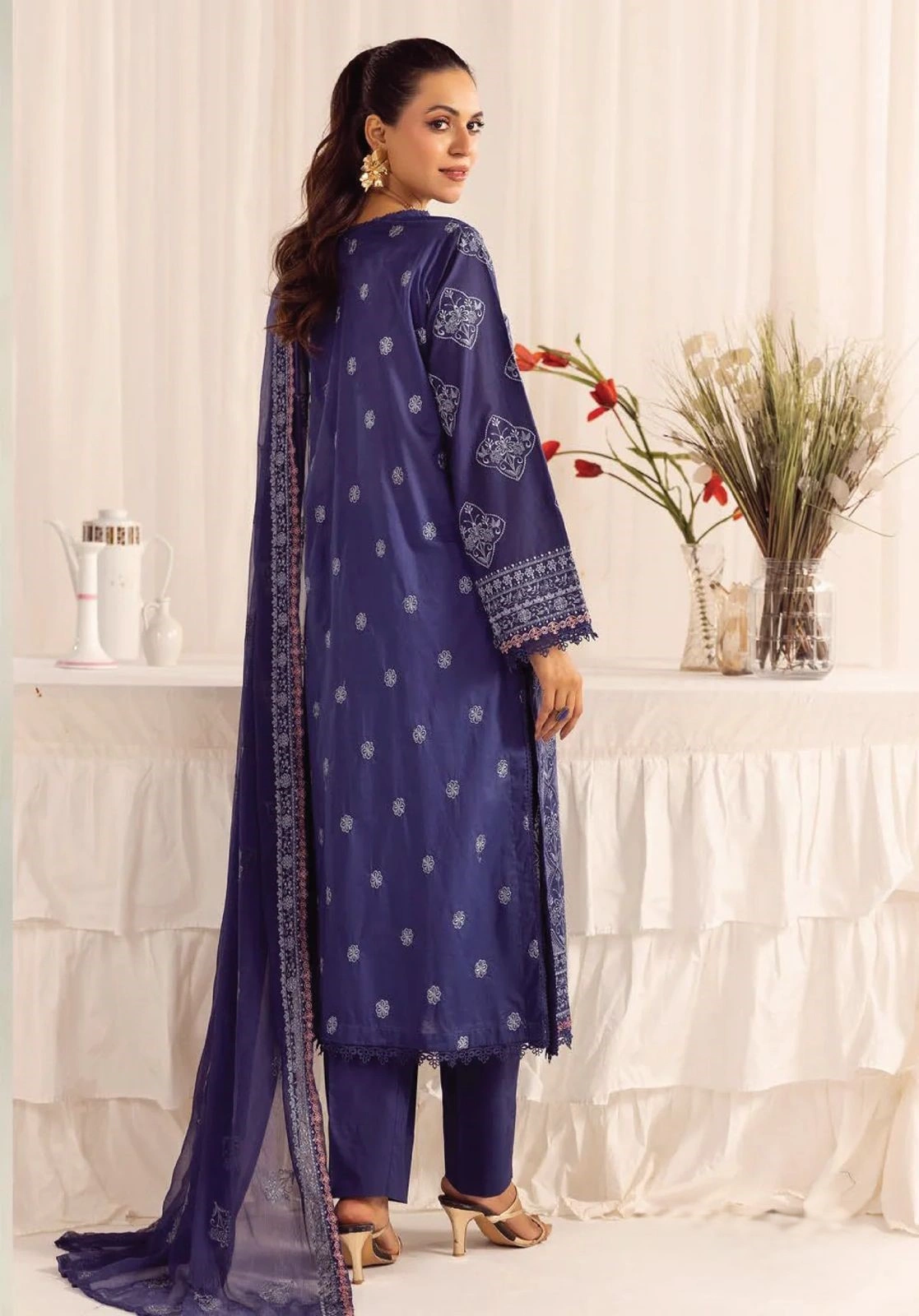 Unstitched 3Pc Embroidered Luxury Lawn Dress Shamiyana Khoobsurat by Nur 3408 - Image 2