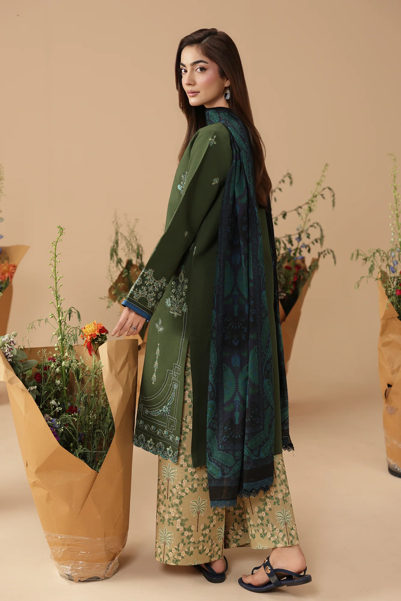 Unstitched 3Pc Embroidered Lawn Dress Jahaan by RajBari RBJ 07 - Image 4