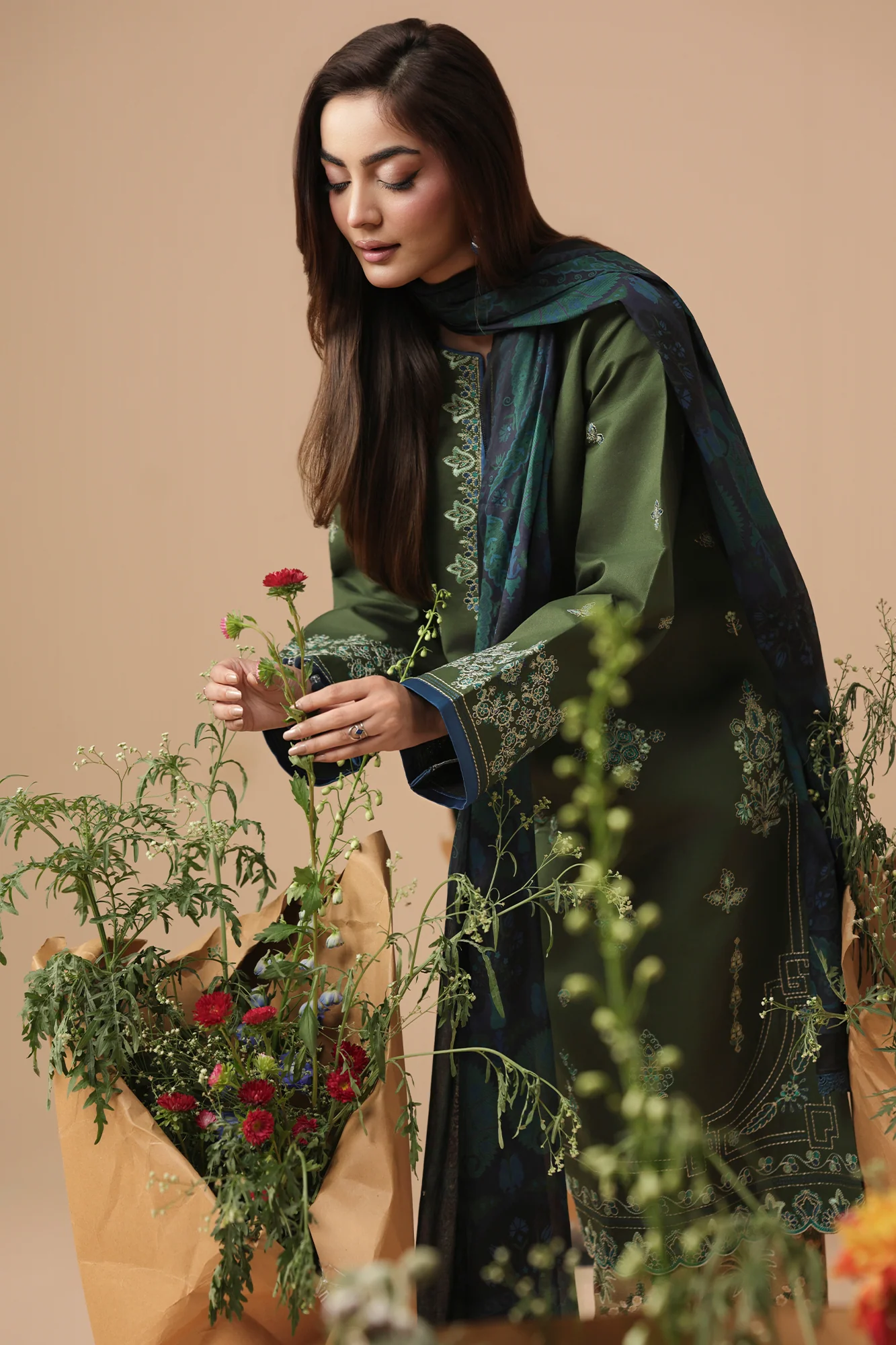 Unstitched 3Pc Embroidered Lawn Dress Jahaan by RajBari RBJ 07 - Image 7