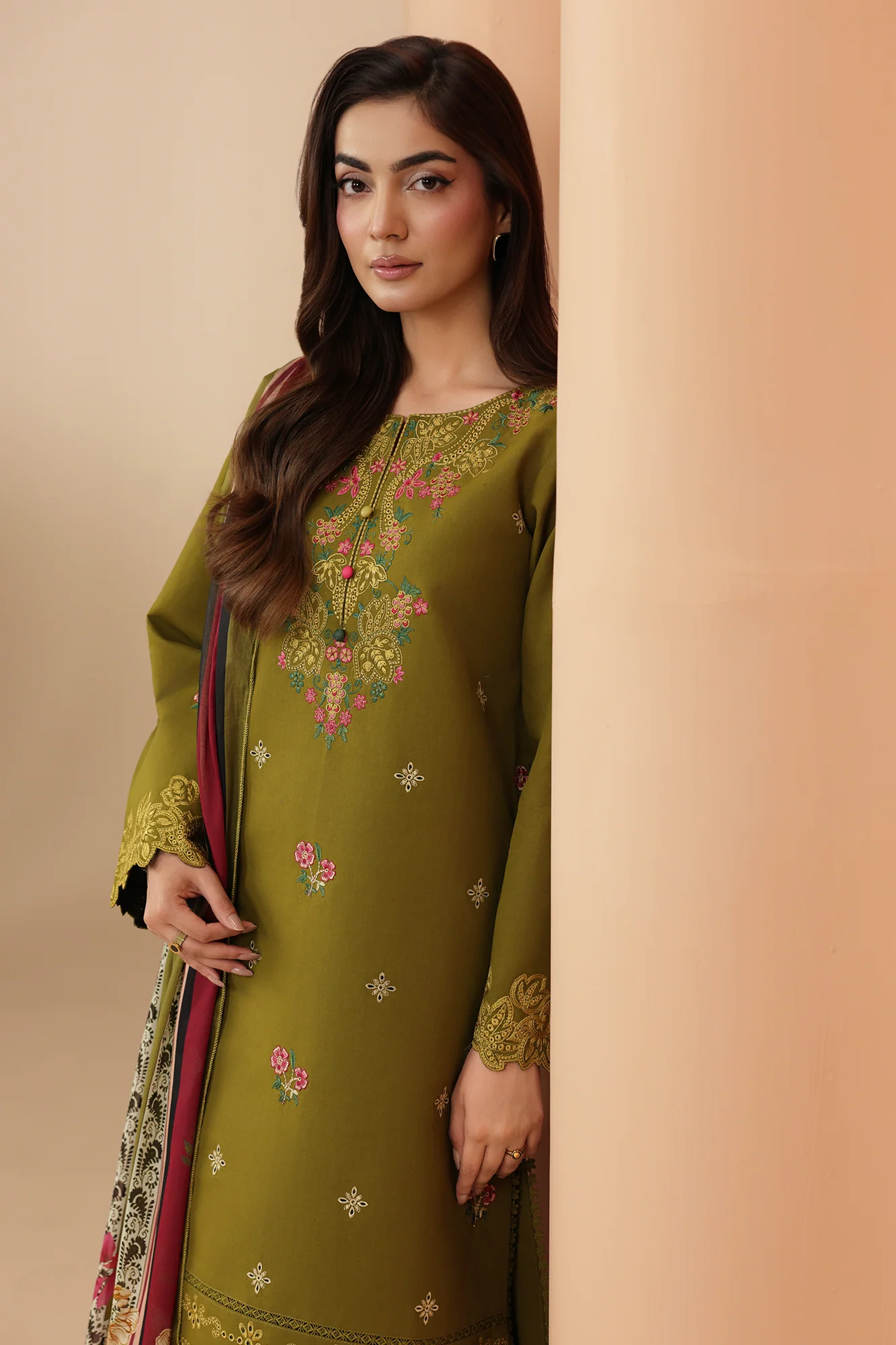 Unstitched 3Pc Embroidered Lawn Dress Jahaan by RajBari RBJ 10 - Image 6
