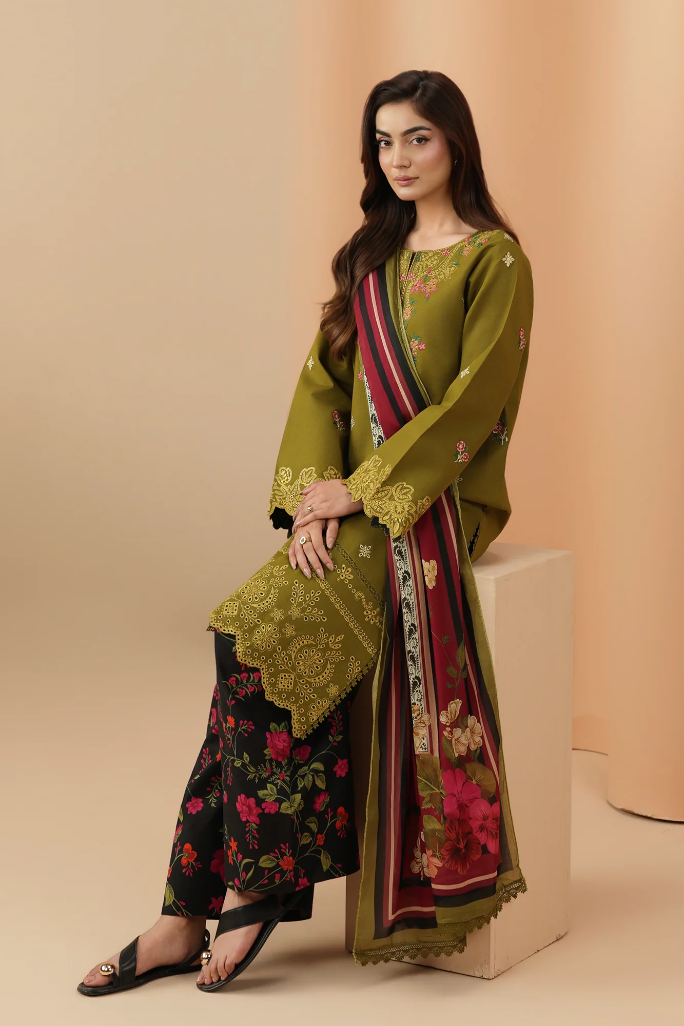 Unstitched 3Pc Embroidered Lawn Dress Jahaan by RajBari RBJ 10 - Image 9
