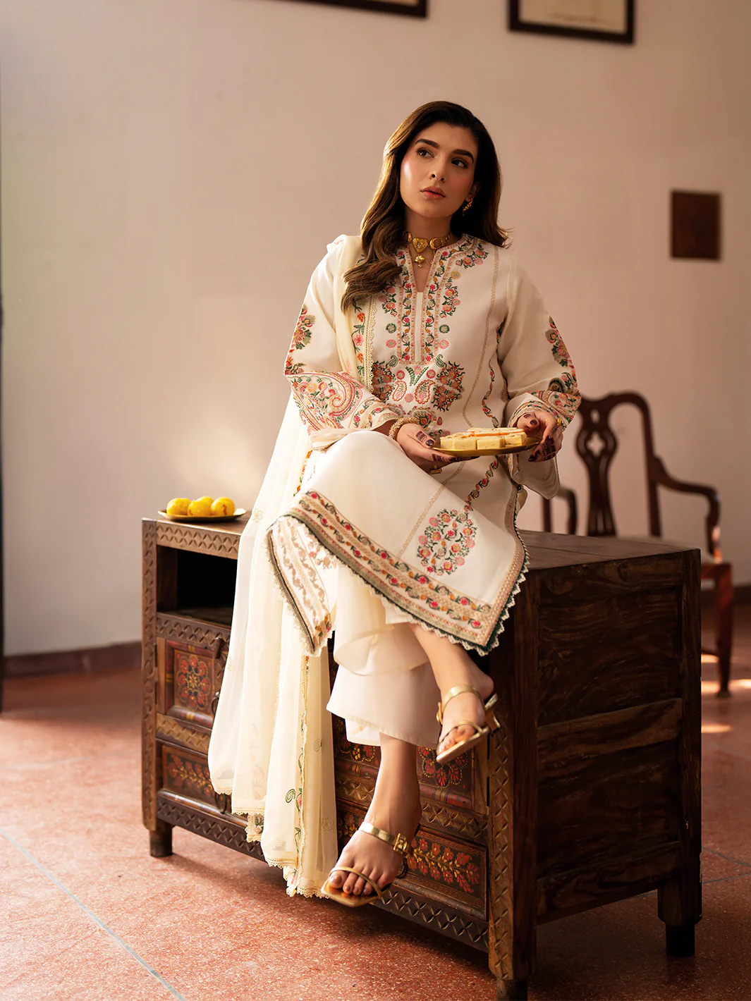 Unstitched 3Pc Embroidered Lawn Dress Satrangi by Mahnur ST07 - Image 3