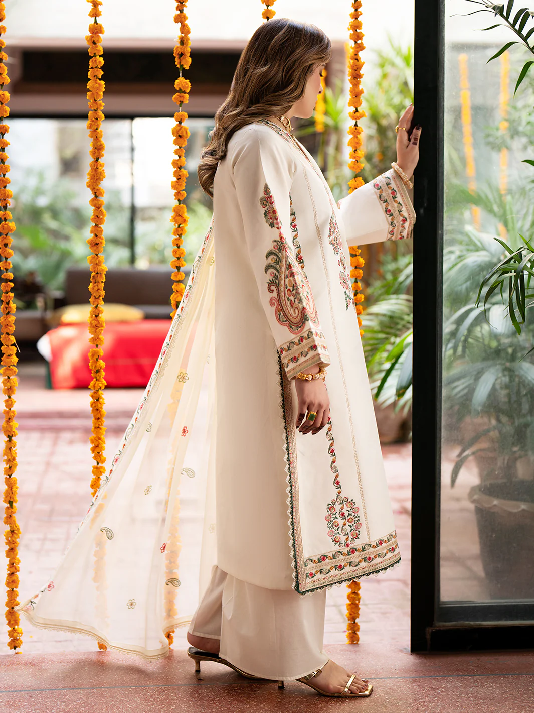 Unstitched 3Pc Embroidered Lawn Dress Satrangi by Mahnur ST07 - Image 5