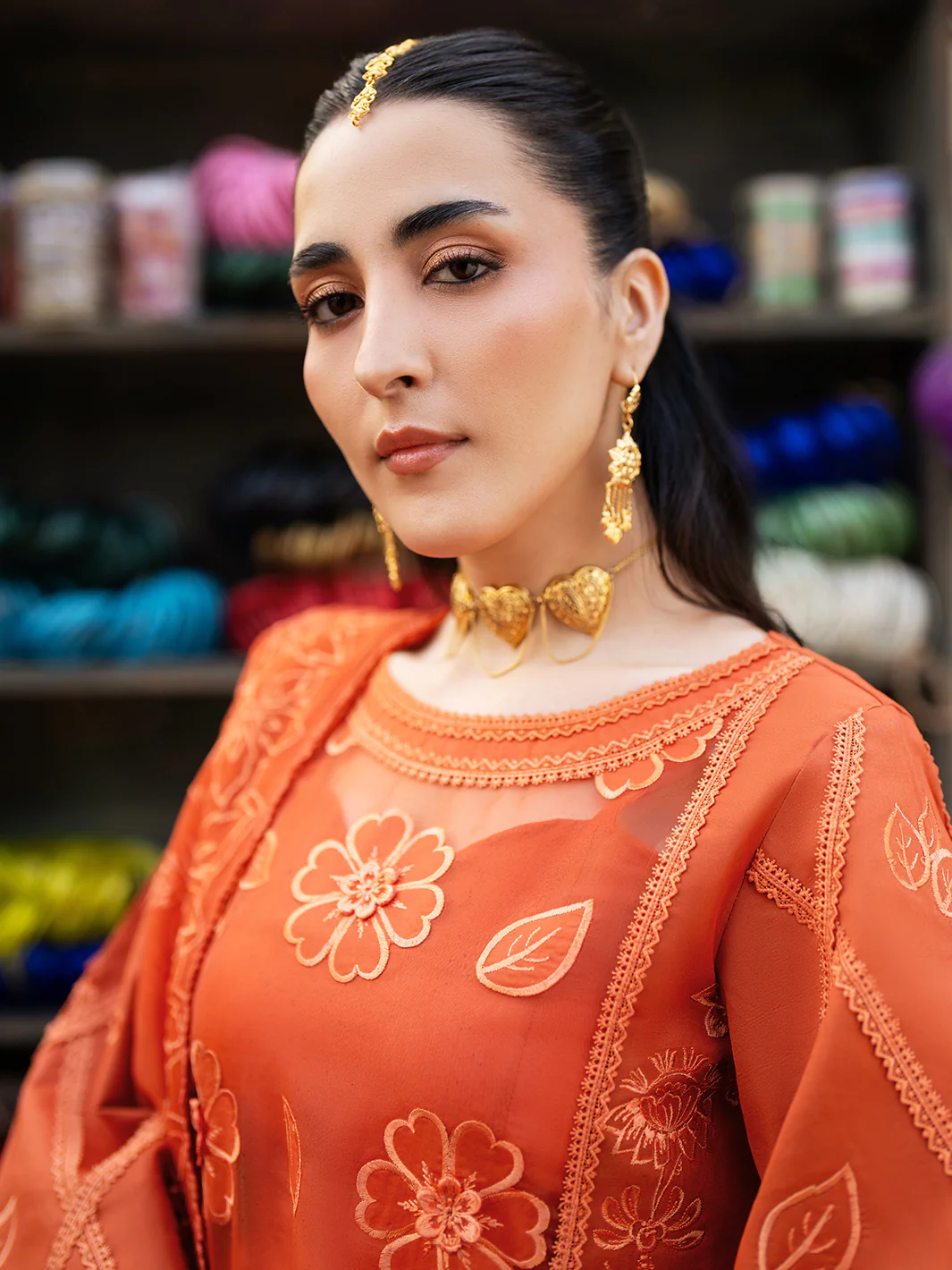 Unstitched 3Pc Embroidered Lawn Dress Satrangi by Mahnur ST09 - Image 4
